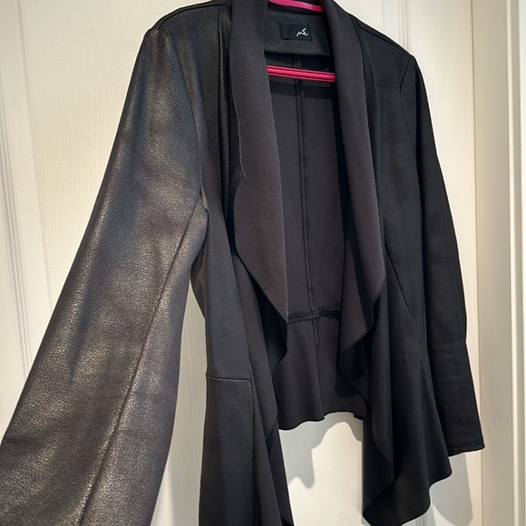 Me jacket - Picture 3 of 6